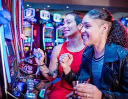 Privacy and responsible gaming reminders for Magic Journey visitors